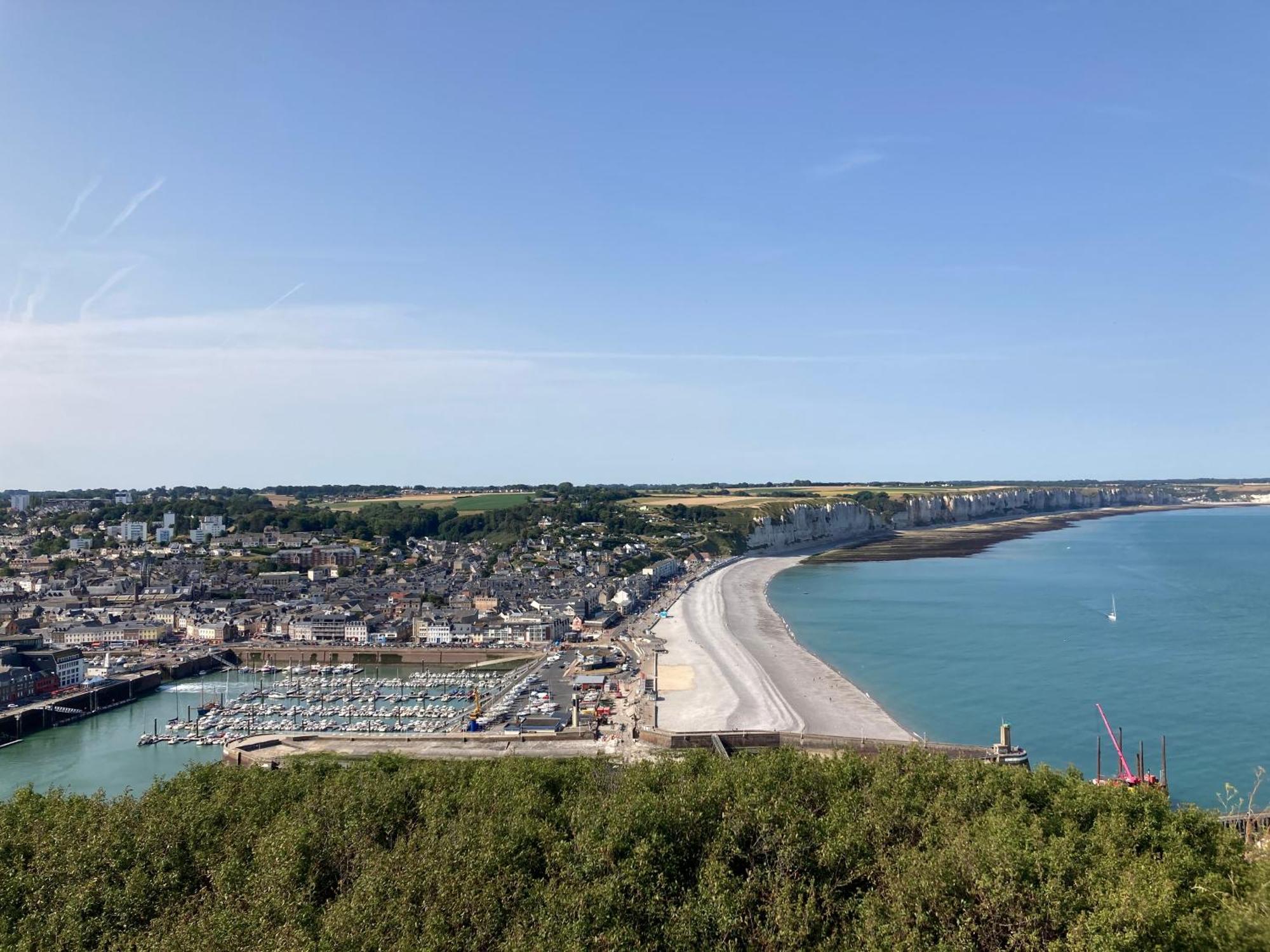 Charmant Studio Avec Vue Sur Le Port Et Falaises Fecamp Exterior photo