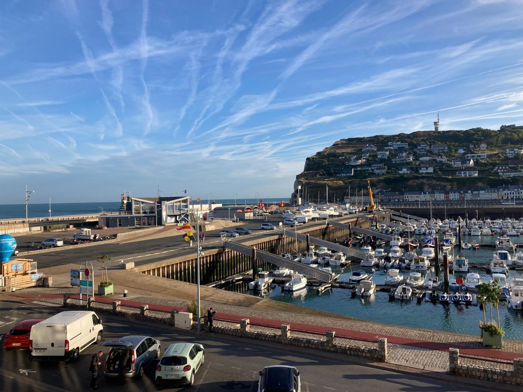 Charmant Studio Avec Vue Sur Le Port Et Falaises Fecamp Exterior photo
